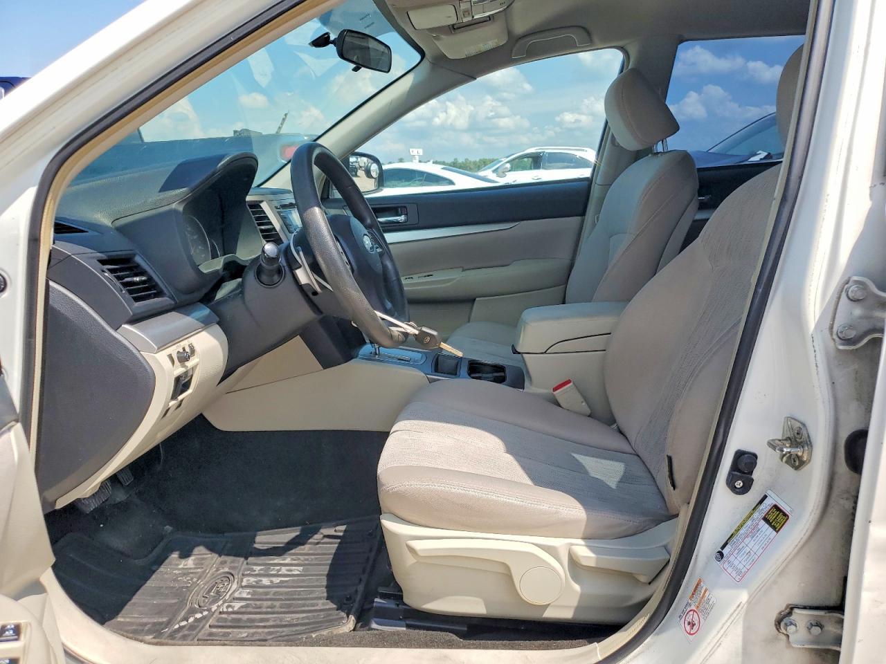 2014 Subaru Outback 2.5I - Фото 7