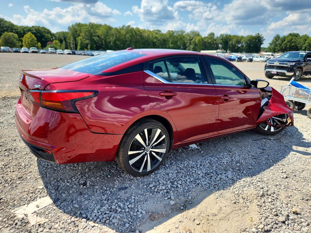 2020 Nissan Altima Sr - Фото 3