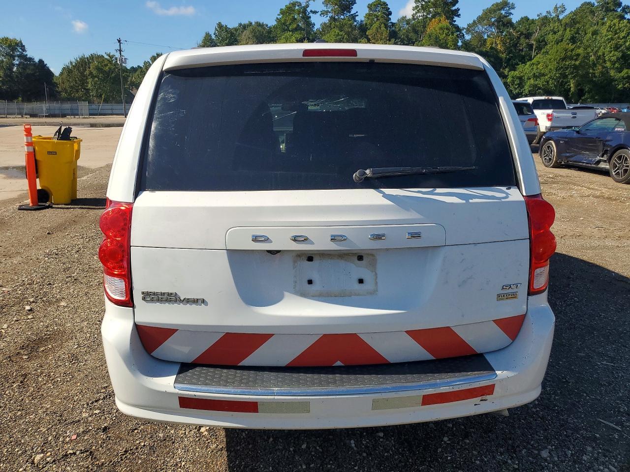 2018 Dodge Grand Caravan Sxt - Image 6
