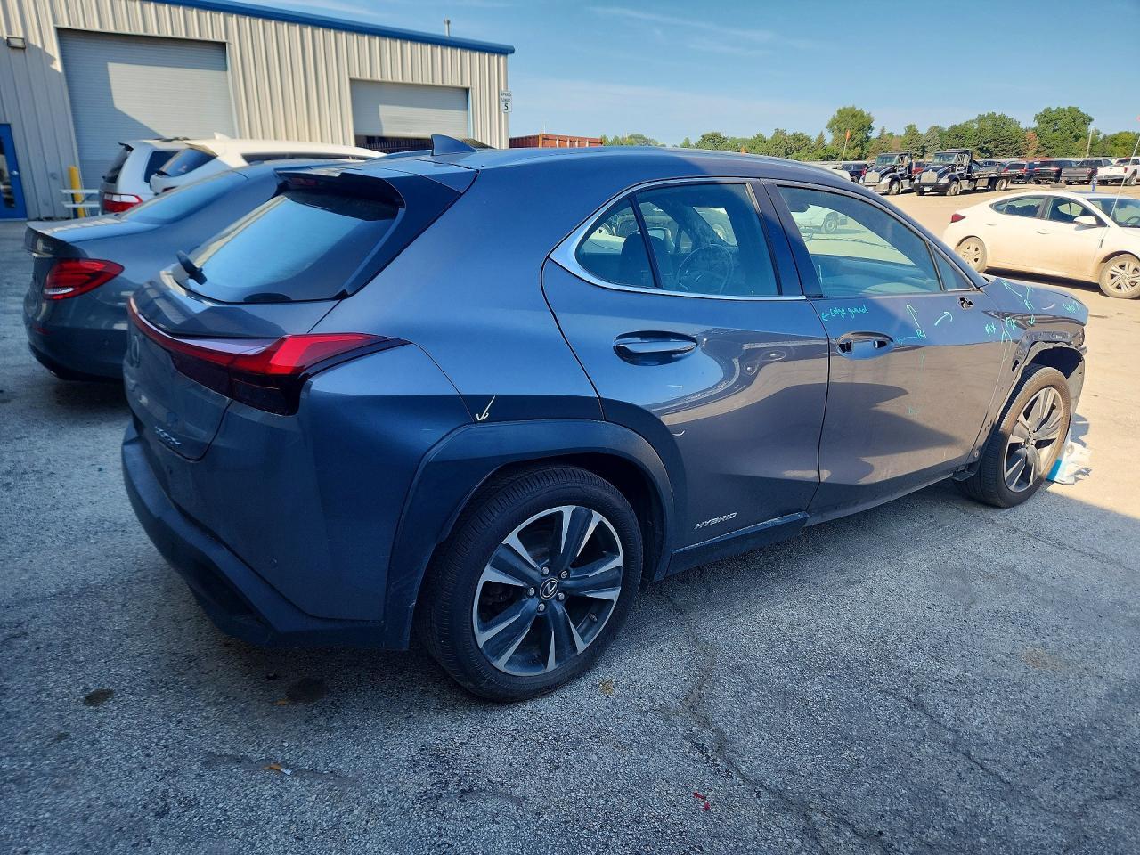 2019 Lexus Ux 250H - Image 3