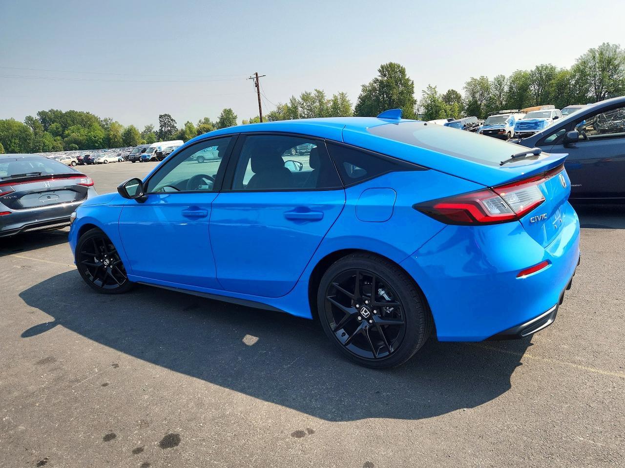 2025 Honda Civic Sport - Фото 2