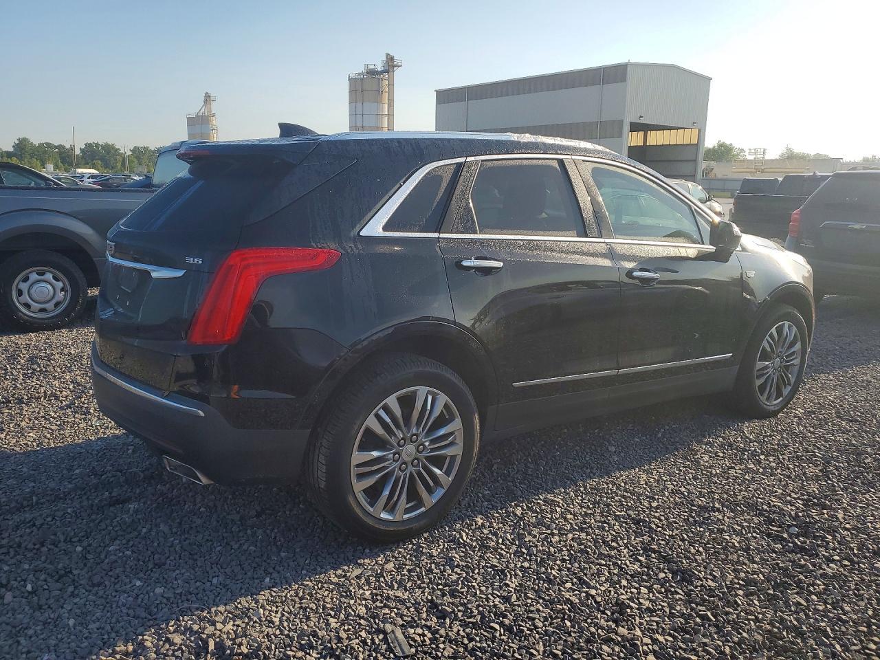 2017 Cadillac Xt5 Premium Luxury - Фото 3