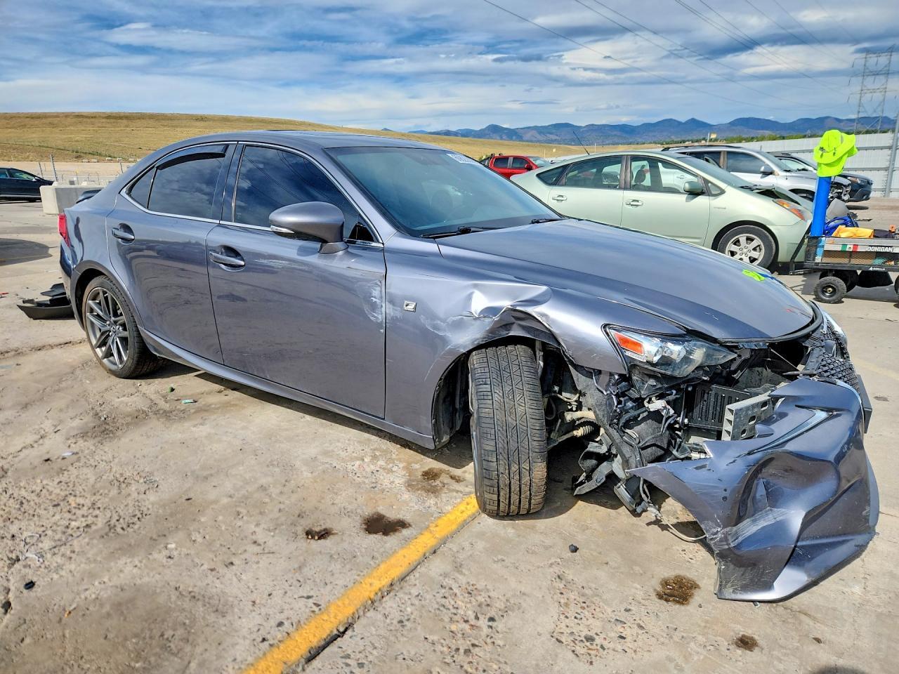 2016 Lexus Is 200T - Image 4