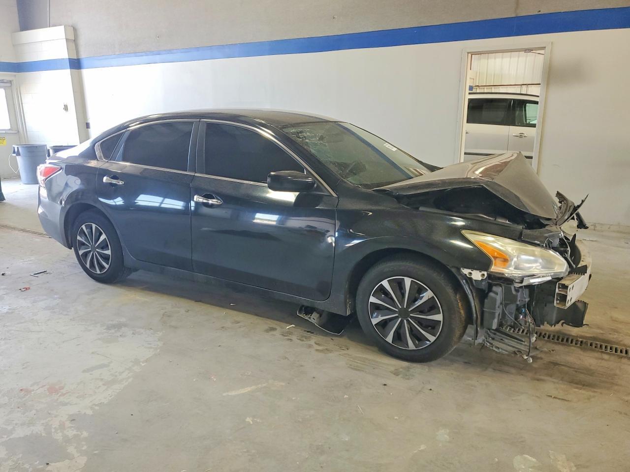 2015 Nissan Altima 2.5 S - Фото 4