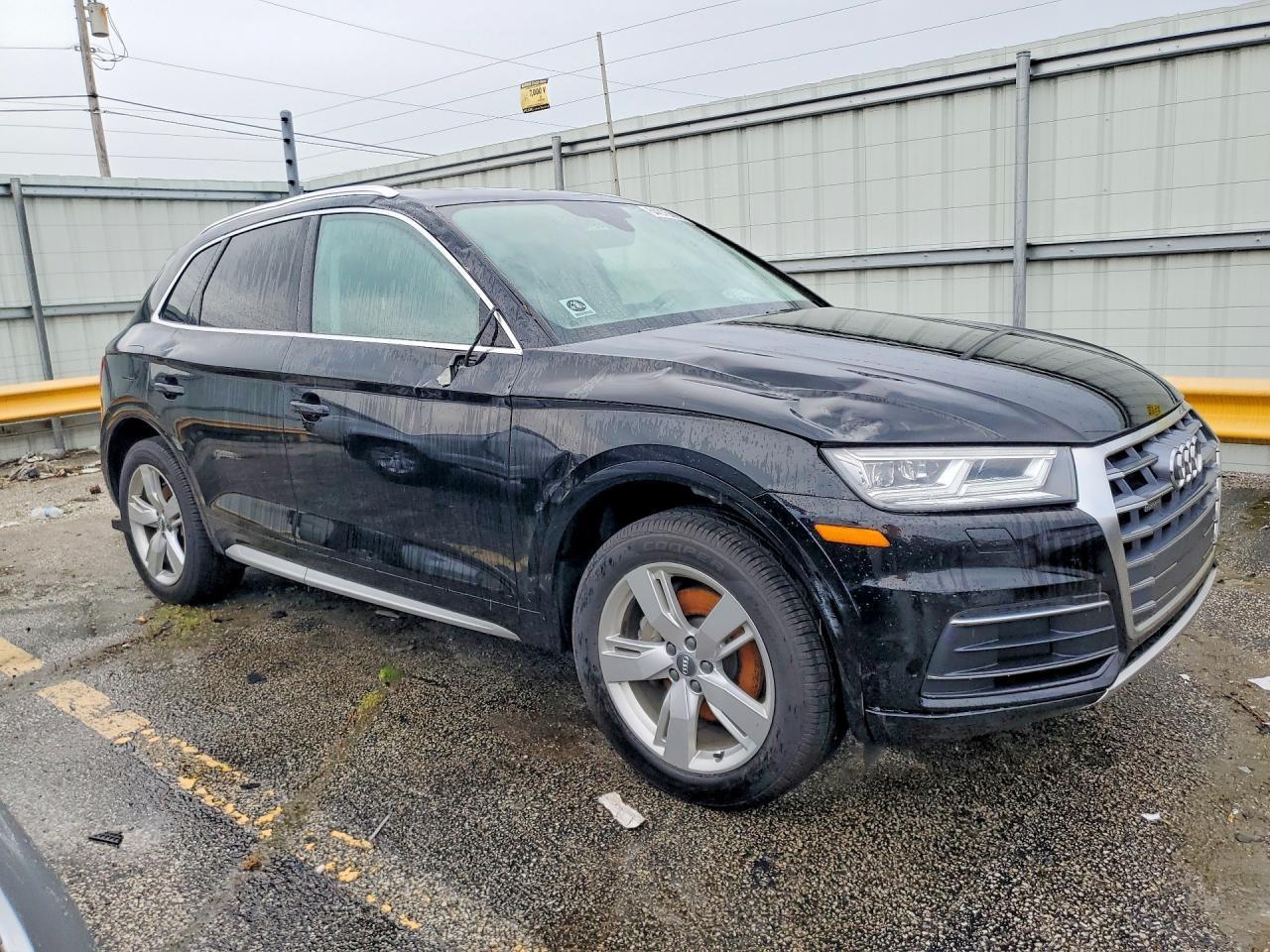 2019 Audi Q5 Premium Plus - Image 4