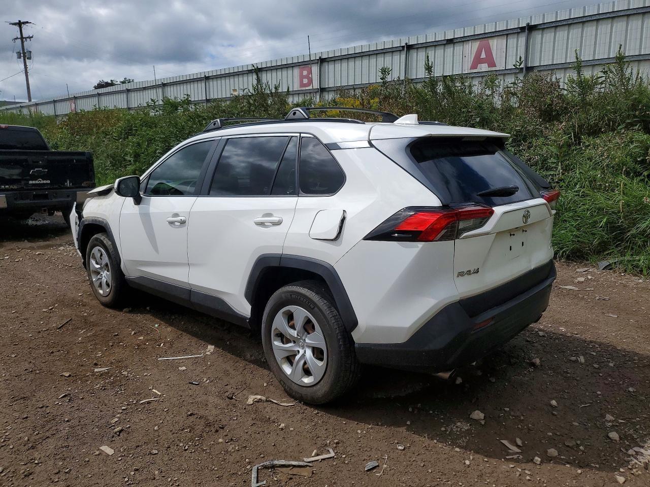 2020 Toyota Rav4 Le - Image 2