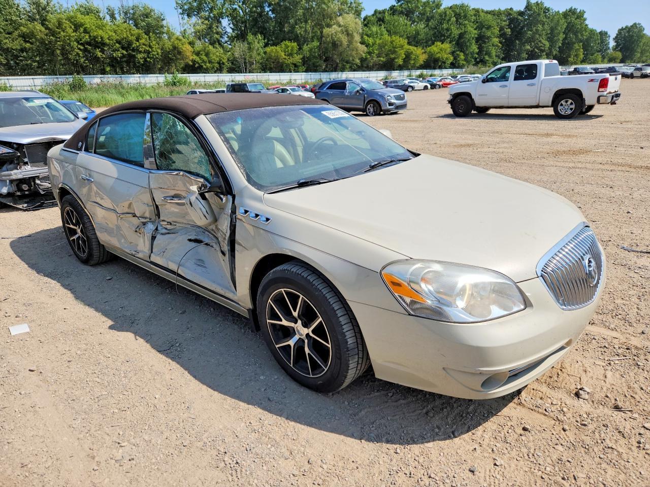 2010 Buick Lucerne Cxl - Image 4
