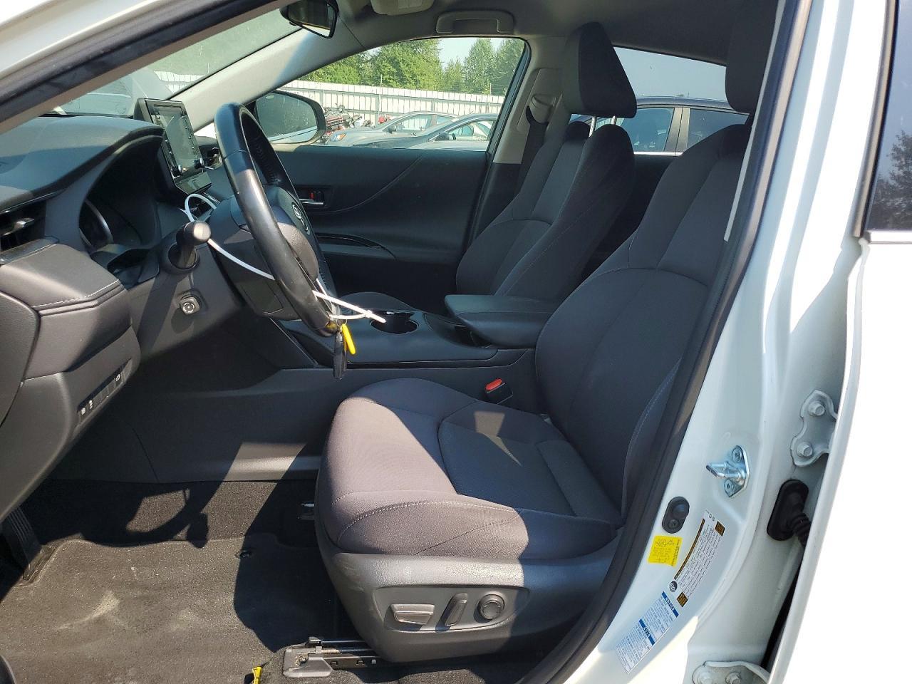 2022 Toyota Venza Le - Фото 7