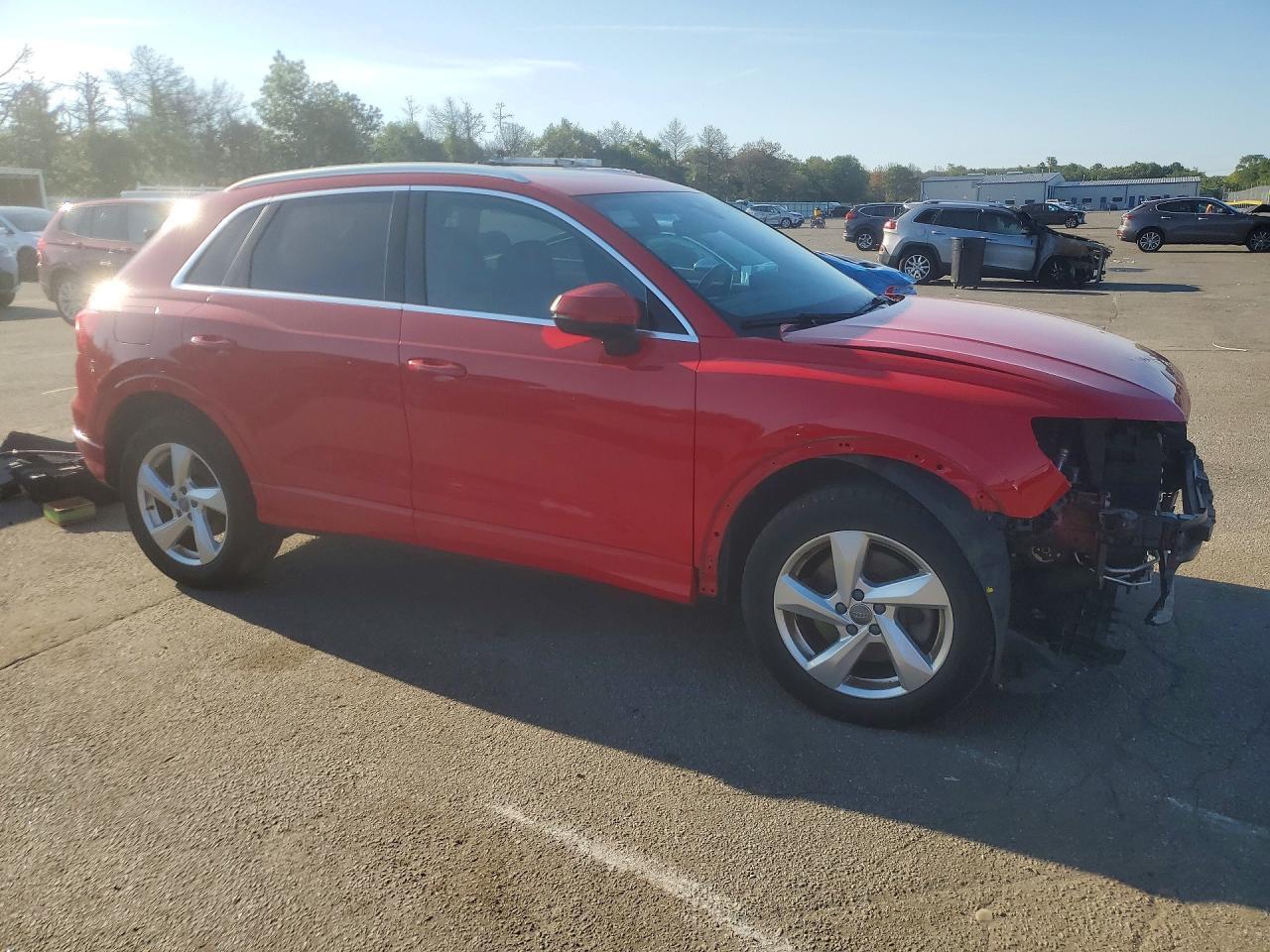2020 Audi Q3 Premium - Image 4