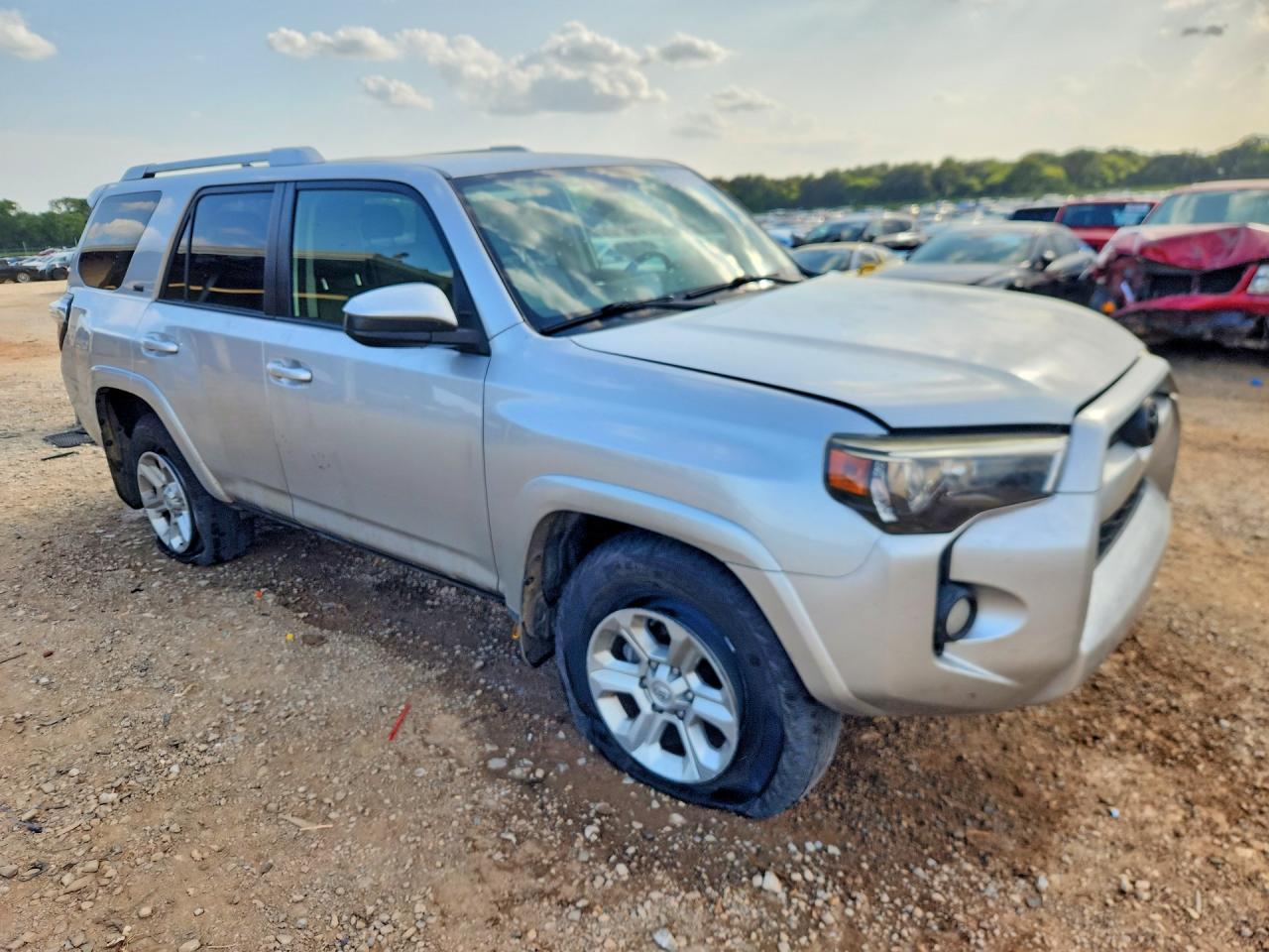 2017 Toyota 4Runner Sr5 - Фото 4