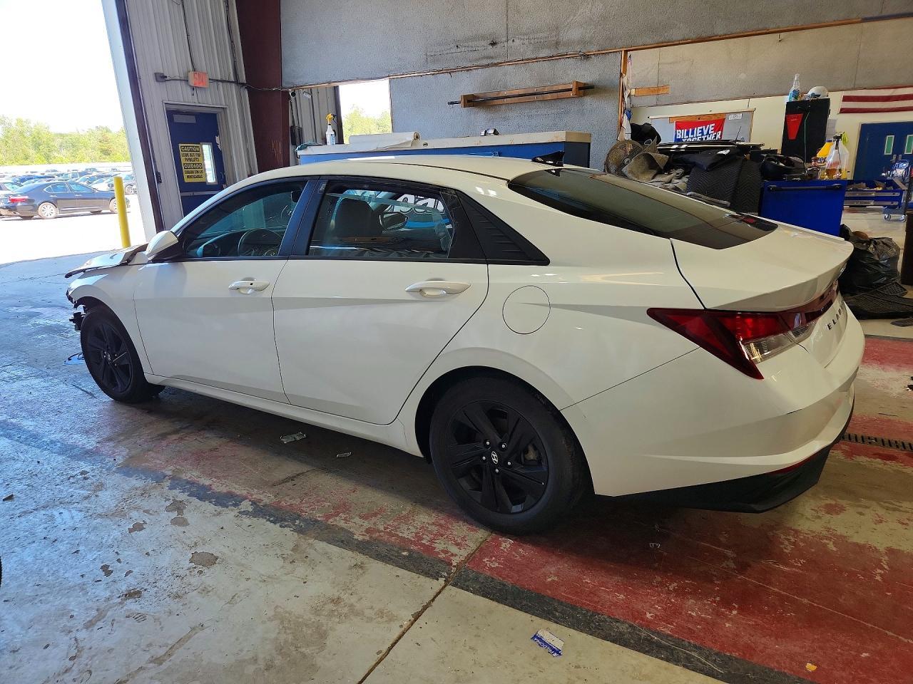 2021 Hyundai Elantra Sel - Фото 2