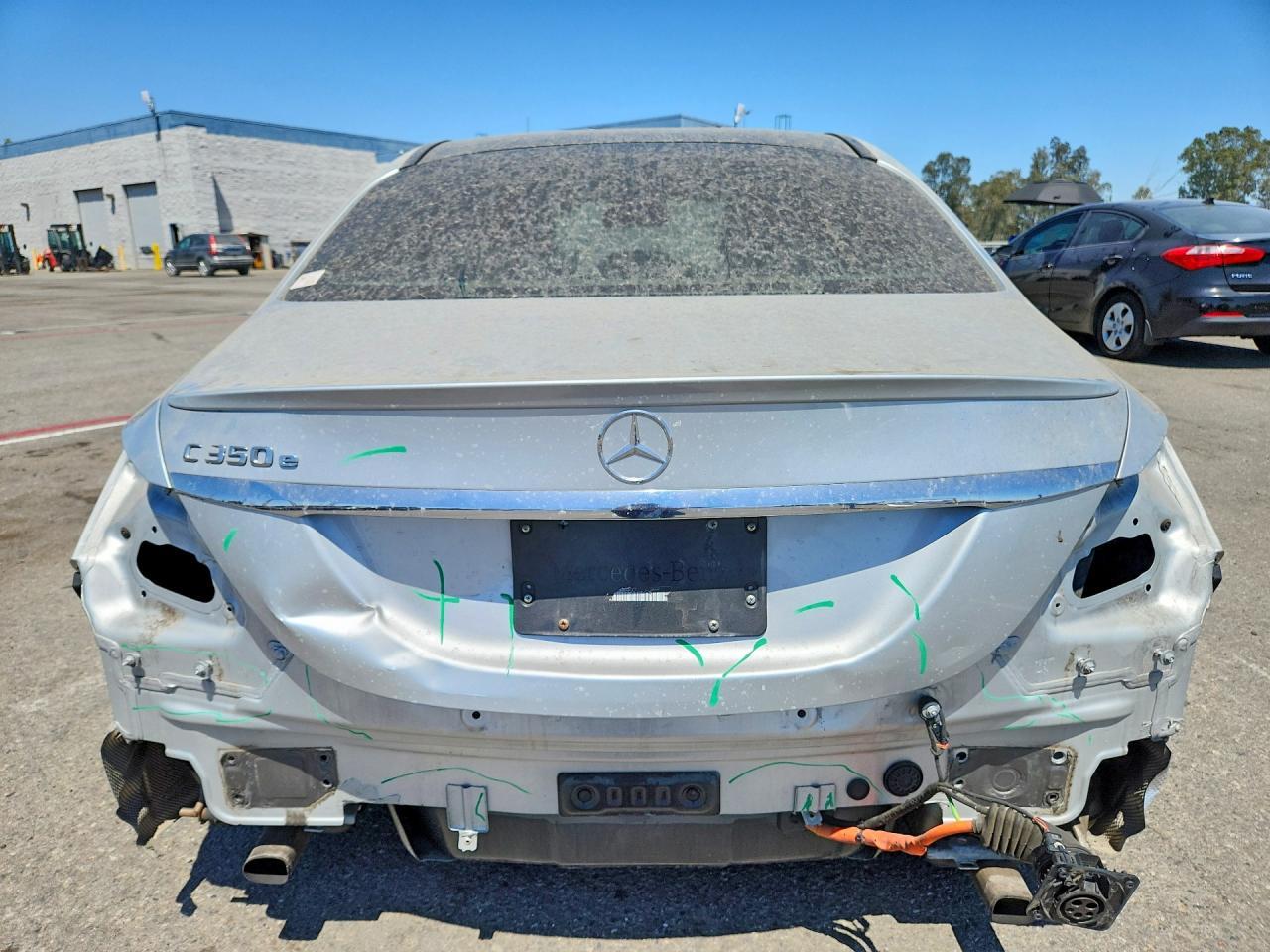 2016 Mercedes-Benz C 350E - Фото 6