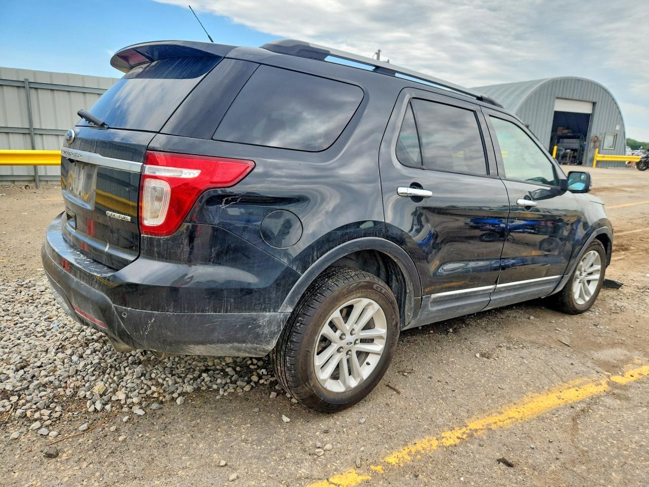 2013 Ford Explorer Xlt - Image 3