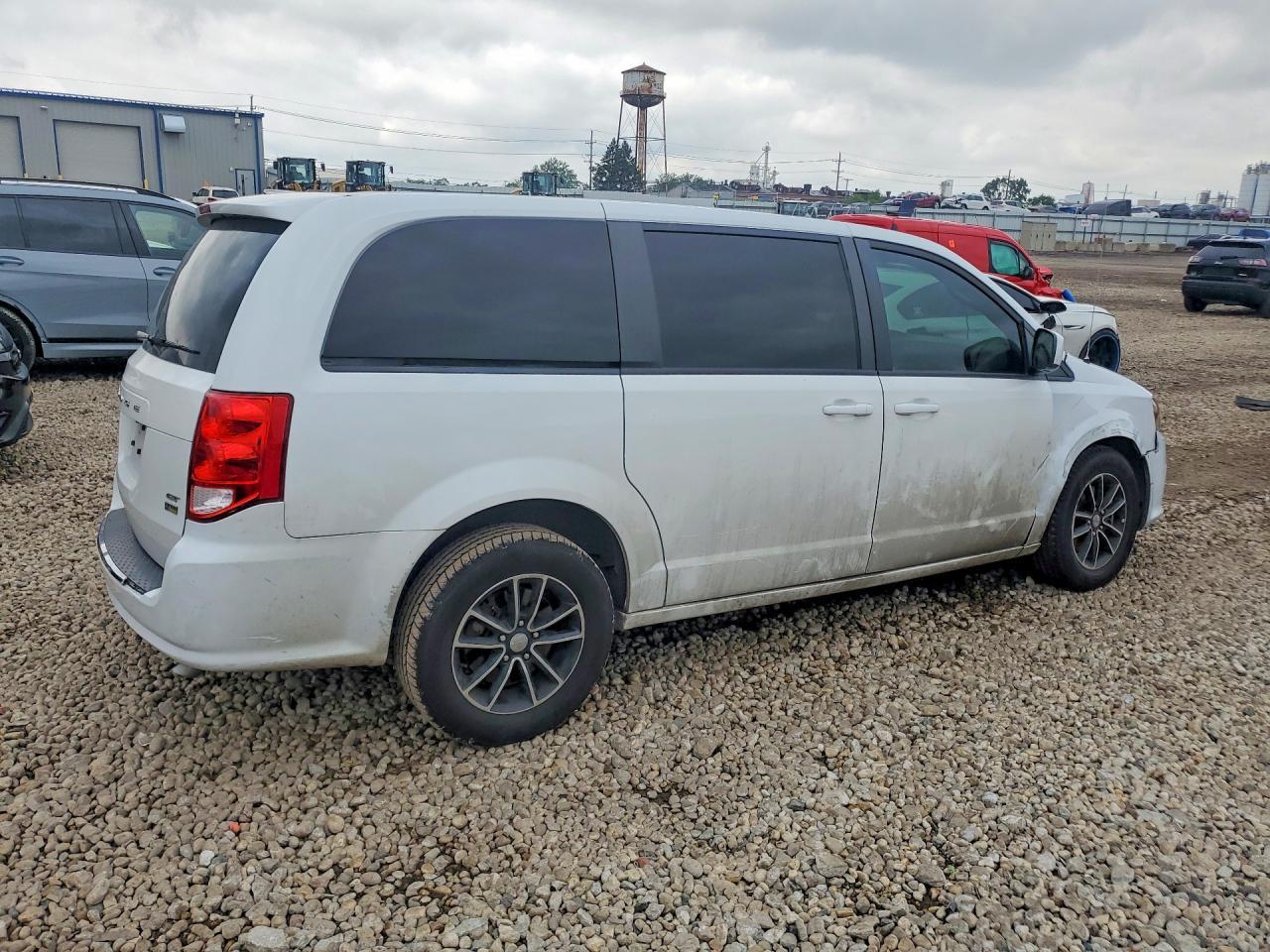 2019 Dodge Grand Caravan Gt - Фото 3
