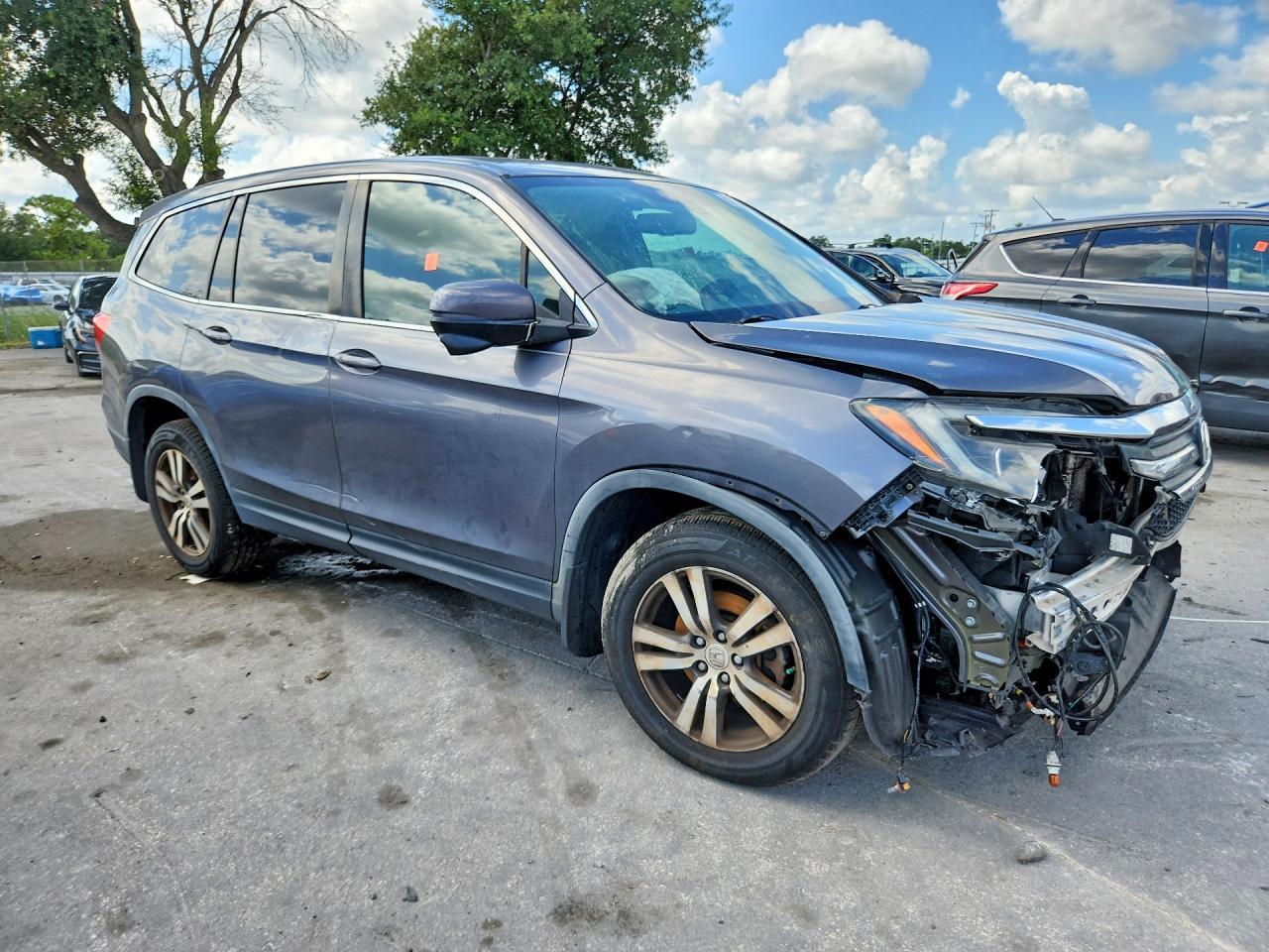 2017 Honda Pilot Exl - Image 4
