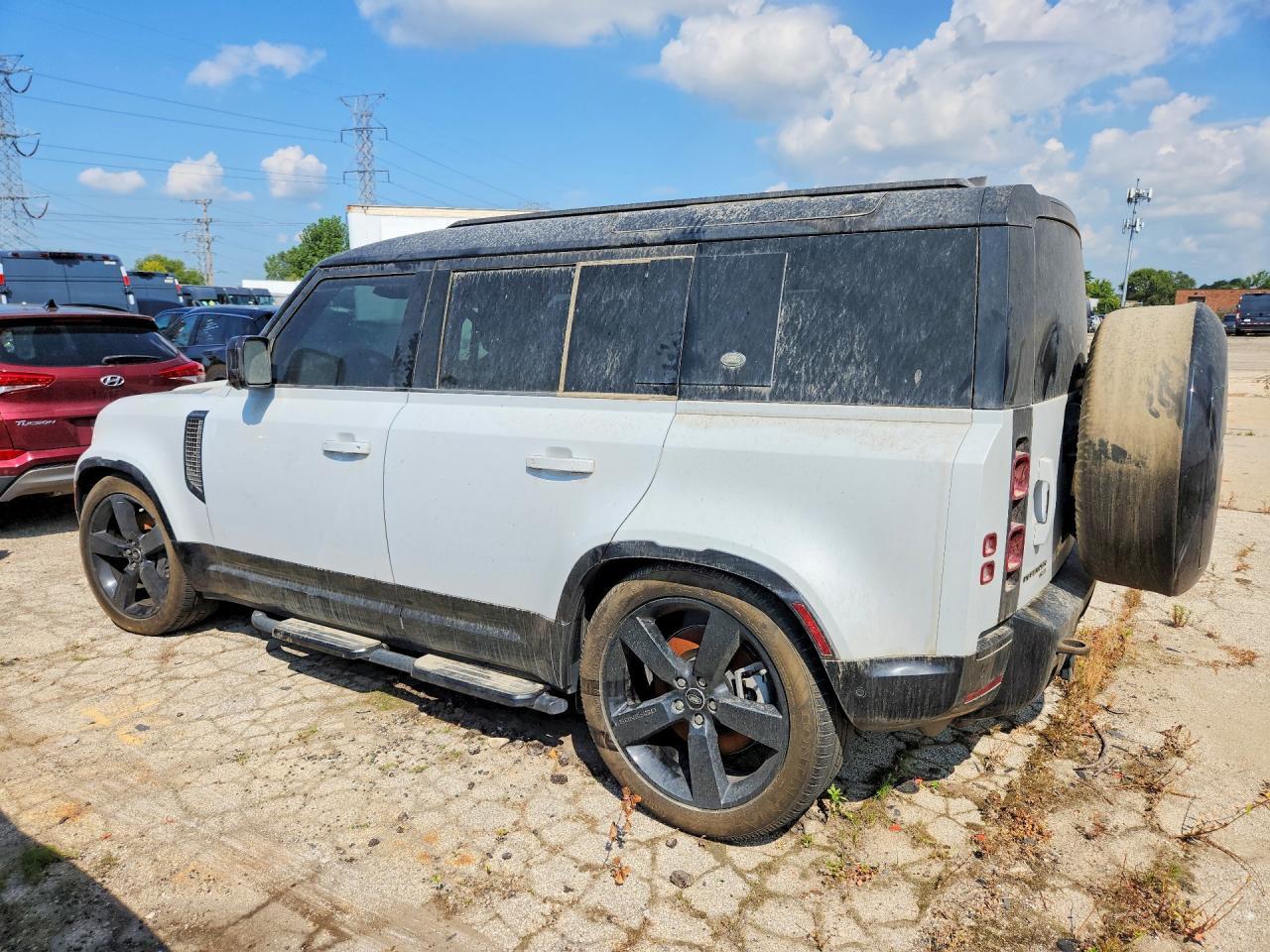 2023 Land Rover Defender 110 X-Dynamic Se - Фото 2