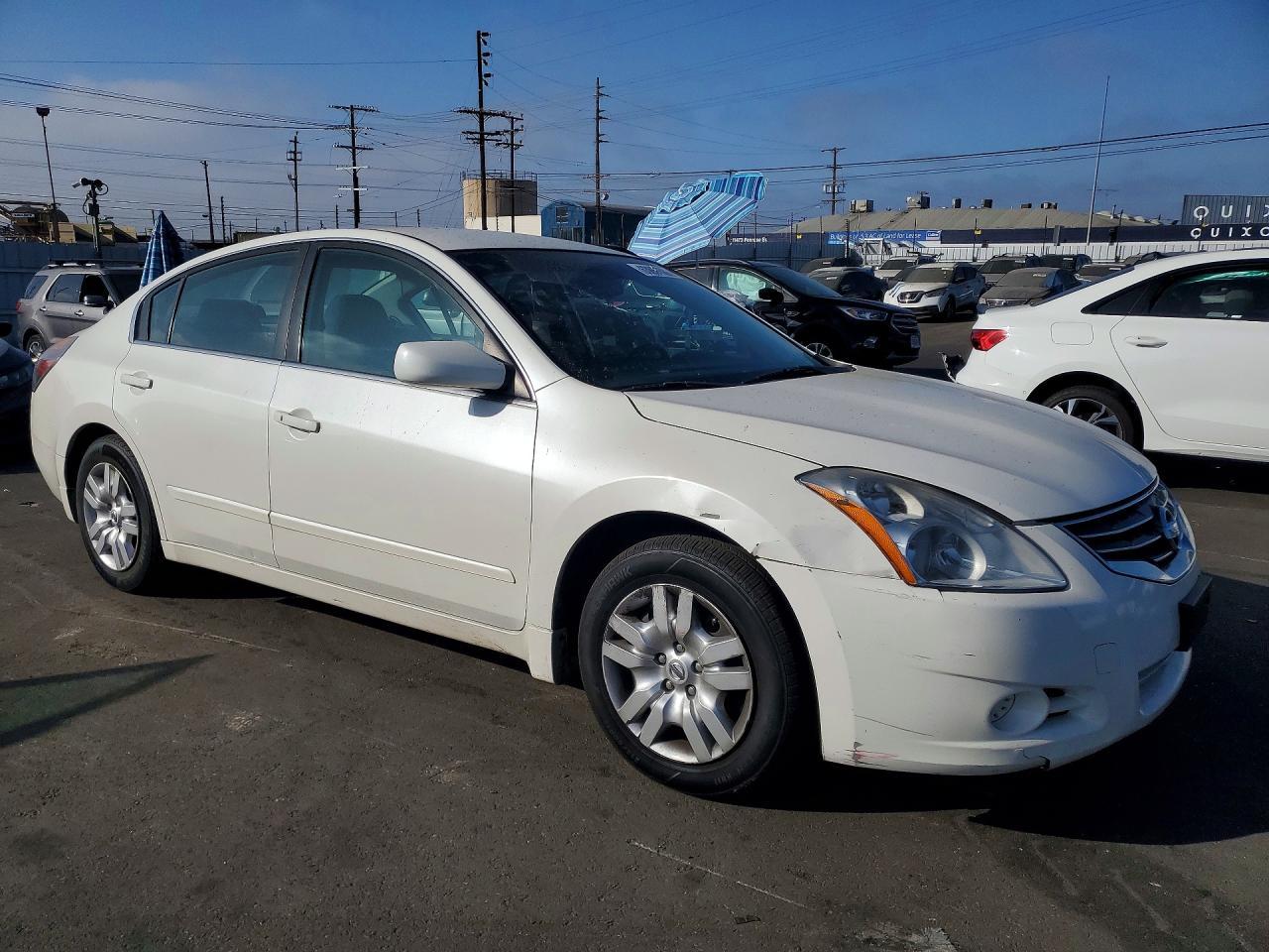 2012 Nissan Altima 2.5 - Image 4