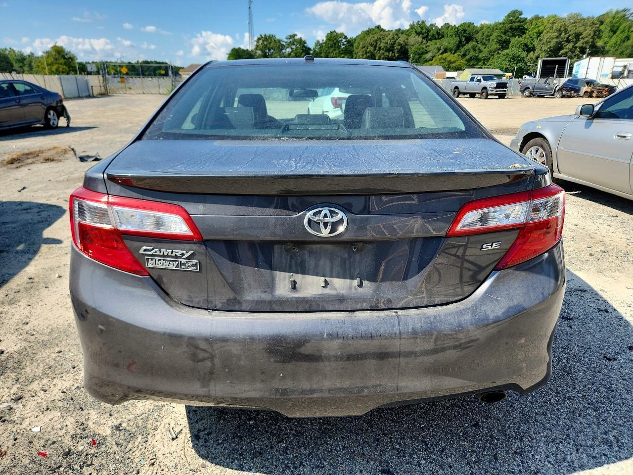 2012 Toyota Camry Se - Image 6
