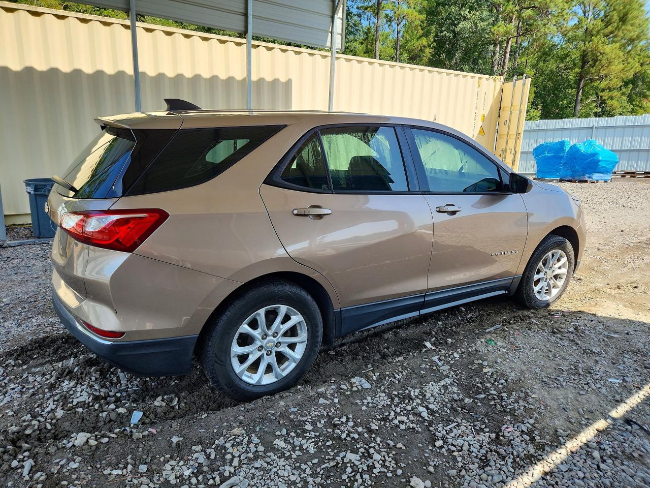 2018 Chevrolet Equinox Ls - Фото 3