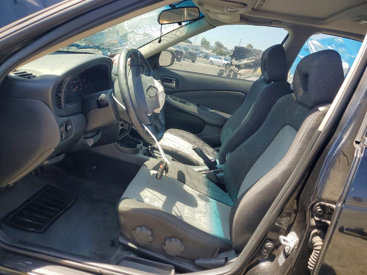 2004 Nissan Sentra 2.5S - Фото 7