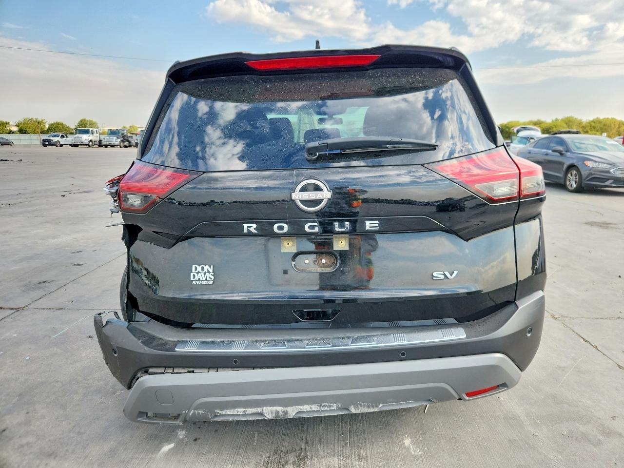 2023 Nissan Rogue Sv - Image 6