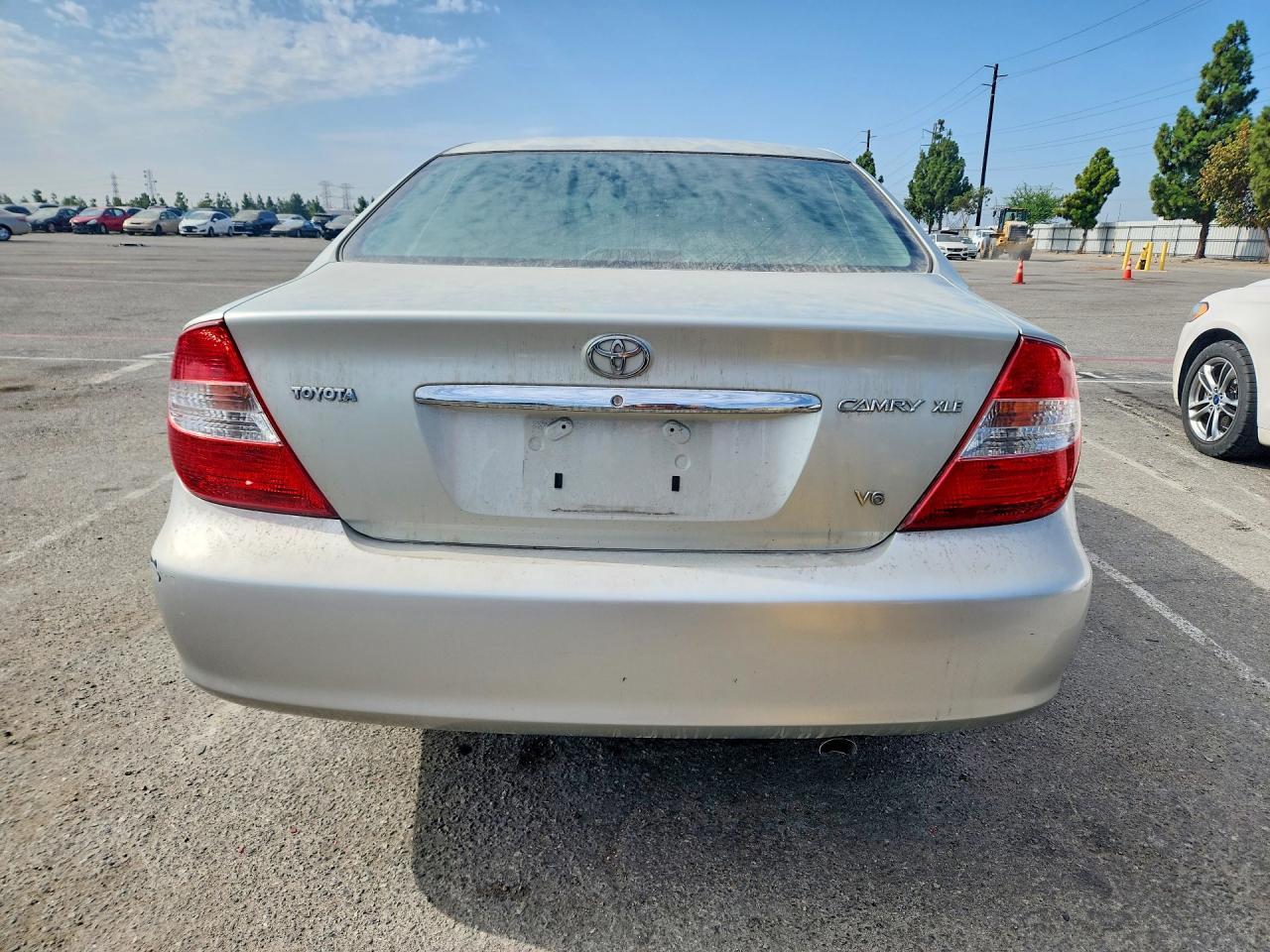 2002 Toyota Camry Xle V6 - Image 6
