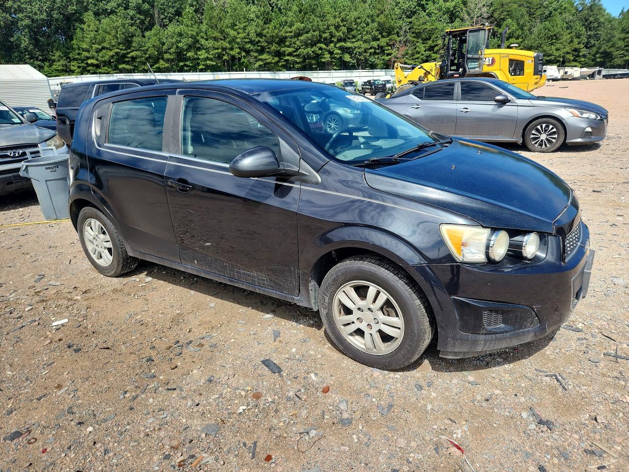 2015 Chevrolet Sonic Lt - Фото 4