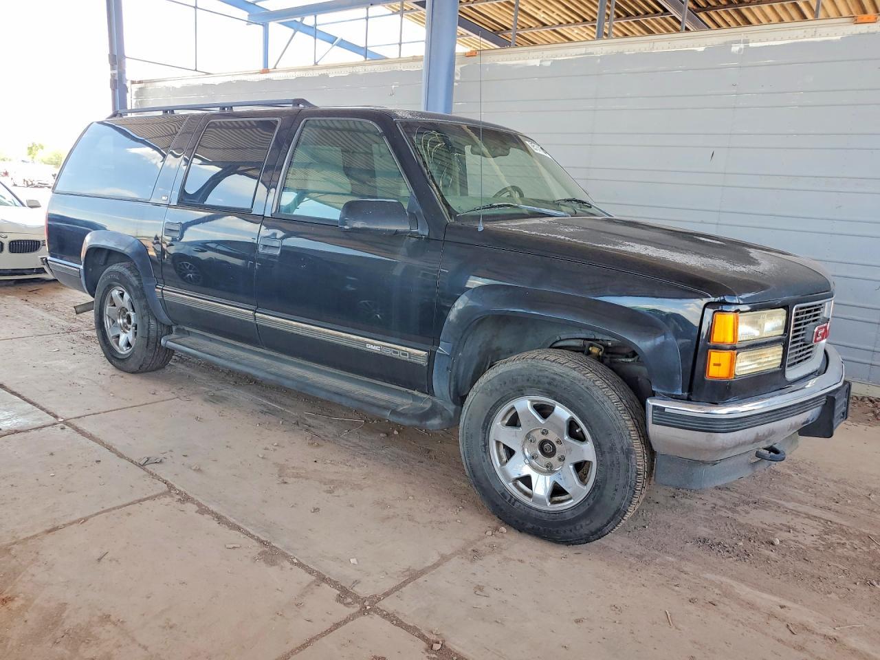 1999 GMC Suburban K1500 - Фото 4