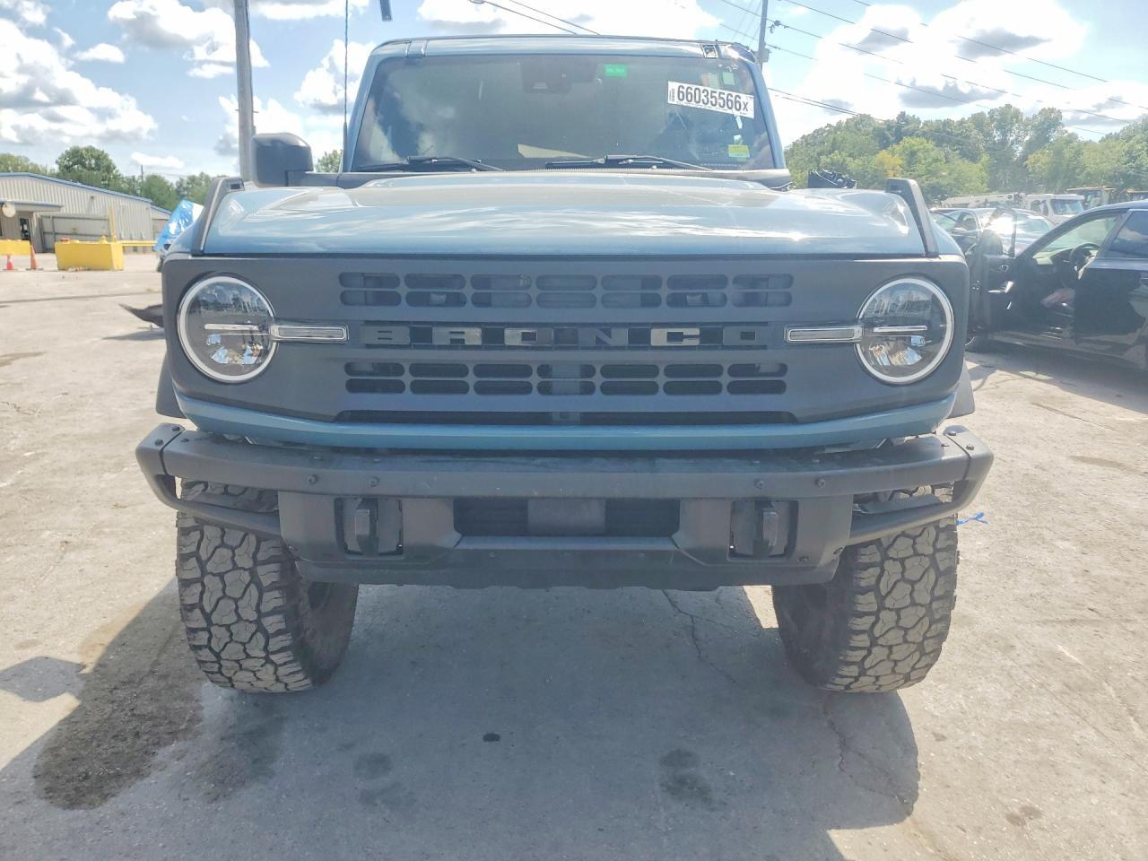 2021 Ford Bronco Base - Фото 5