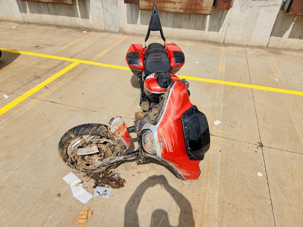 2024 Harley-Davidson Flhxse - Фото 2