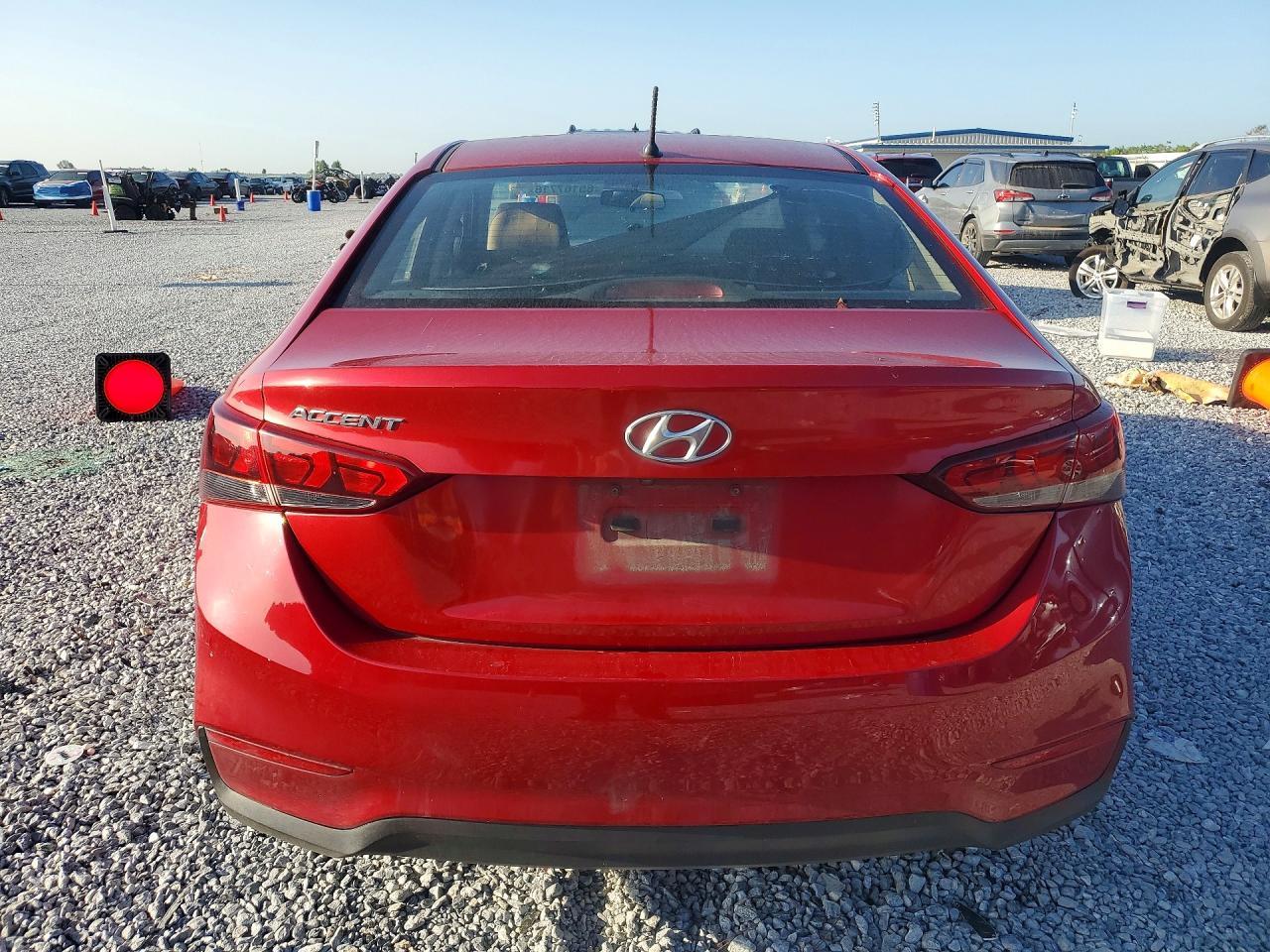 2018 Hyundai Accent Se - Фото 6