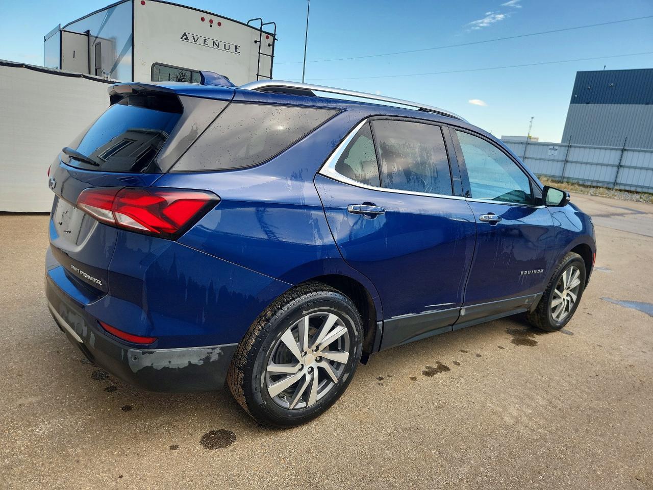 2023 Chevrolet Equinox Premier - Image 3