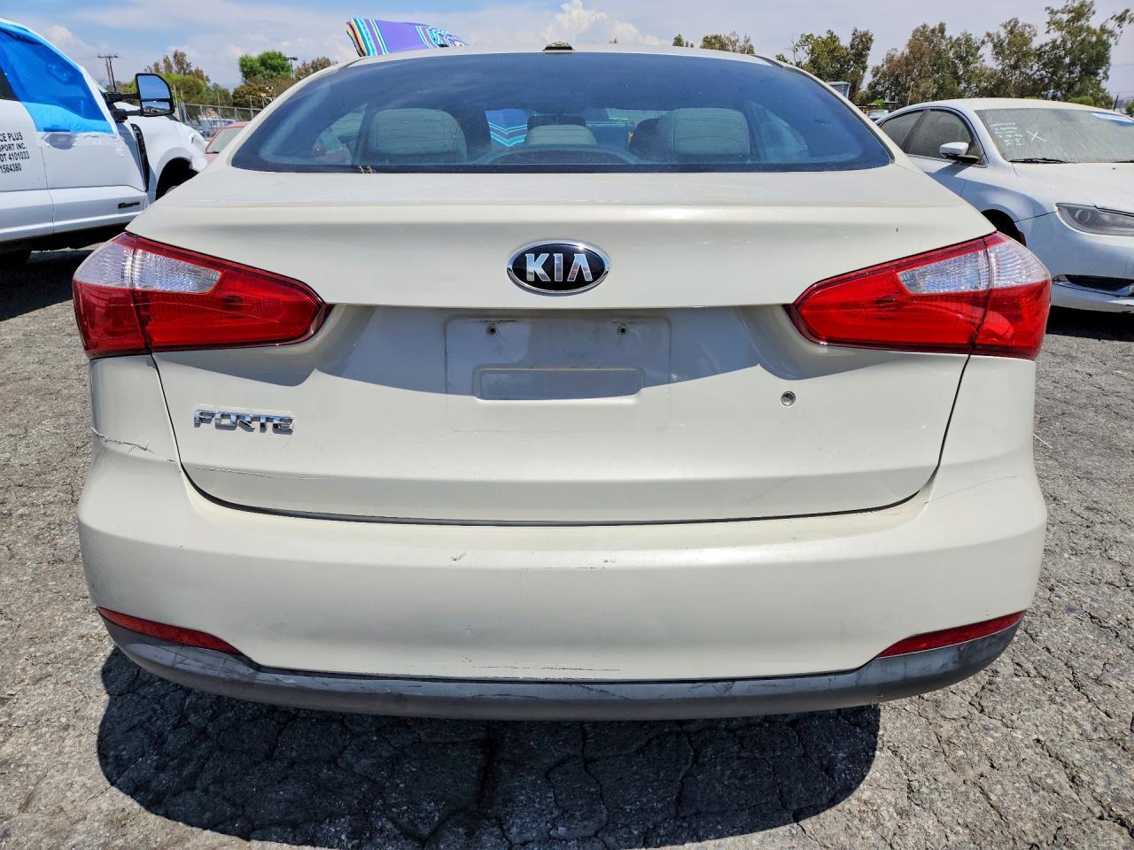 2015 Kia Forte Lx - Фото 6