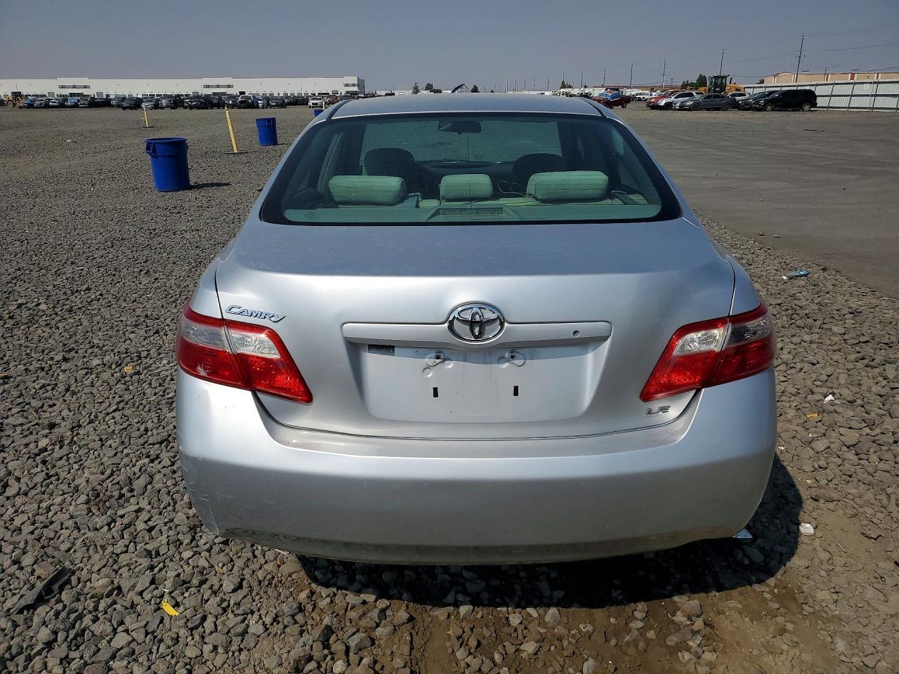 2008 Toyota Camry Le - Фото 6