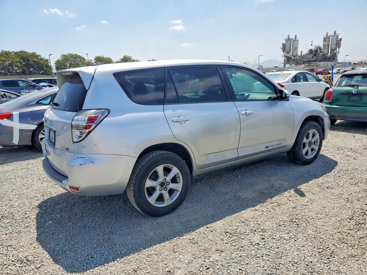 2012 Toyota Rav4 Ev Base - Фото 3