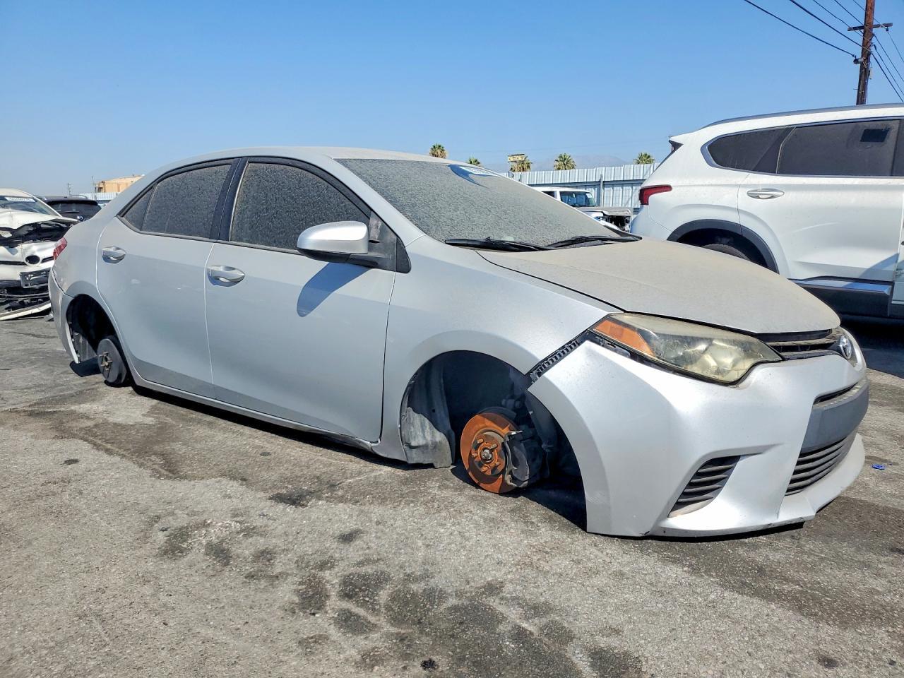 2014 Toyota Corolla Le - Фото 4