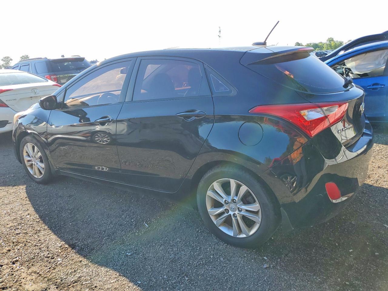 2013 Hyundai Elantra Gt Base - Фото 2