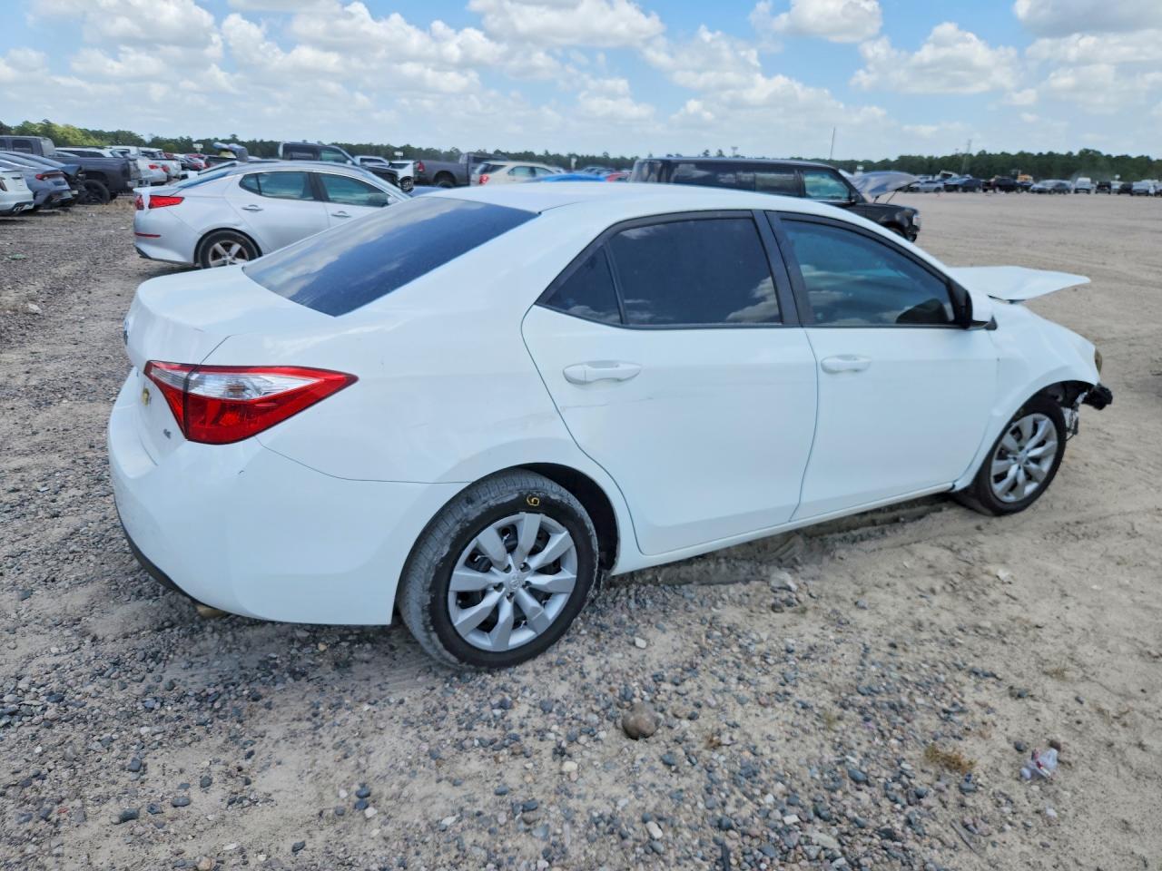 2016 Toyota Corolla Le - Фото 3