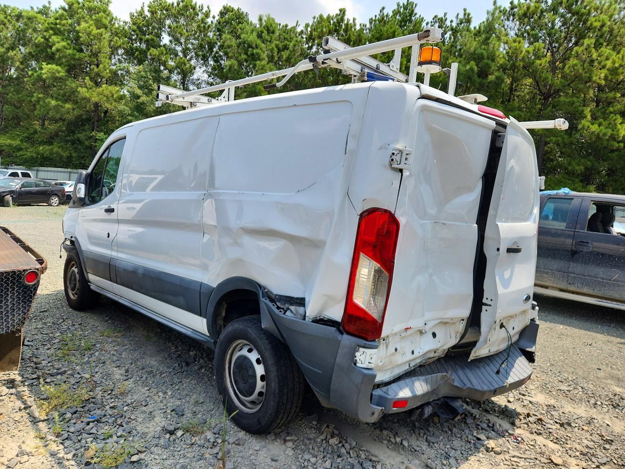 2016 Ford Transit T-250 - Фото 2