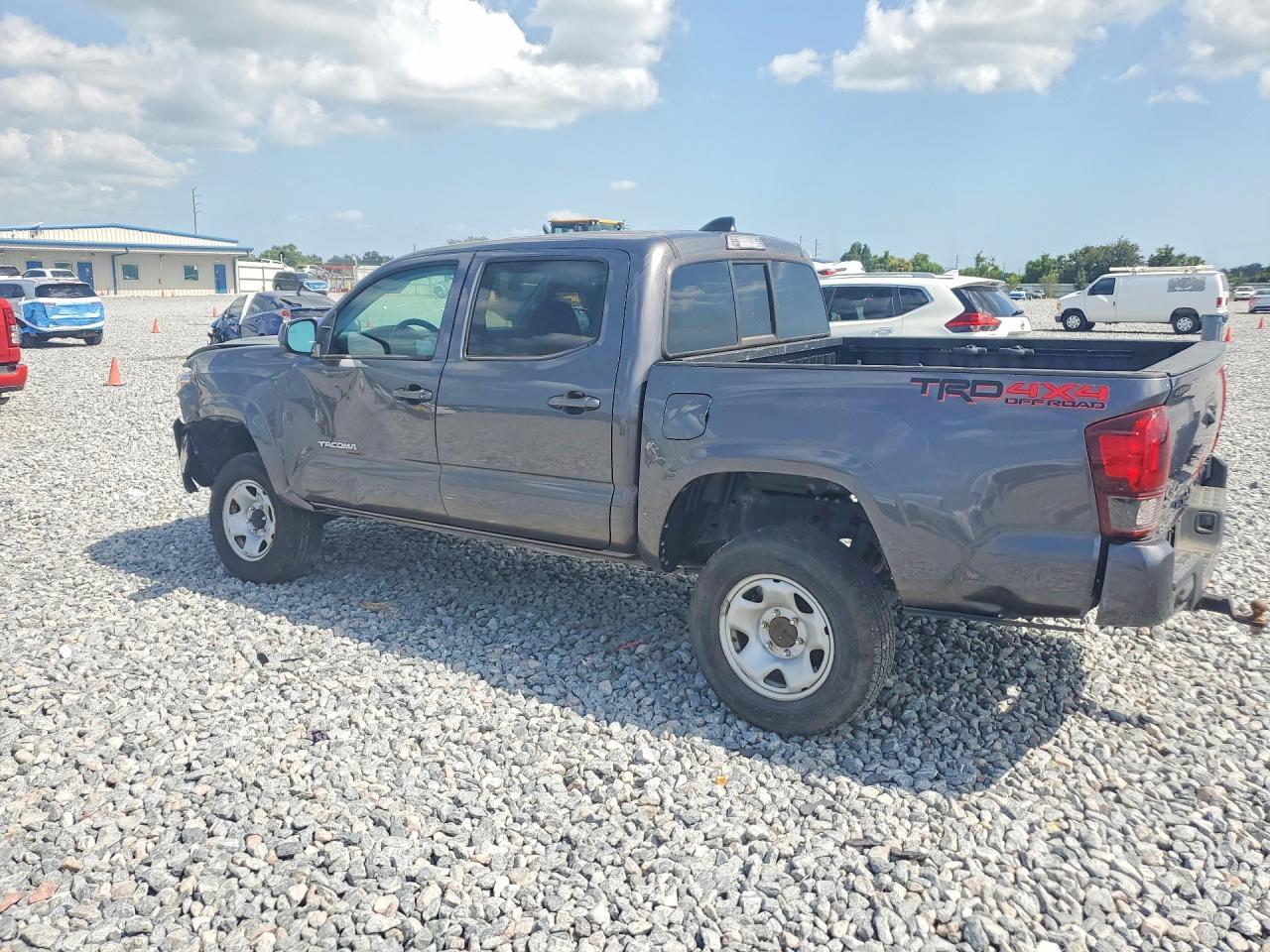 2021 Toyota Tacoma Sr V6 - Фото 2