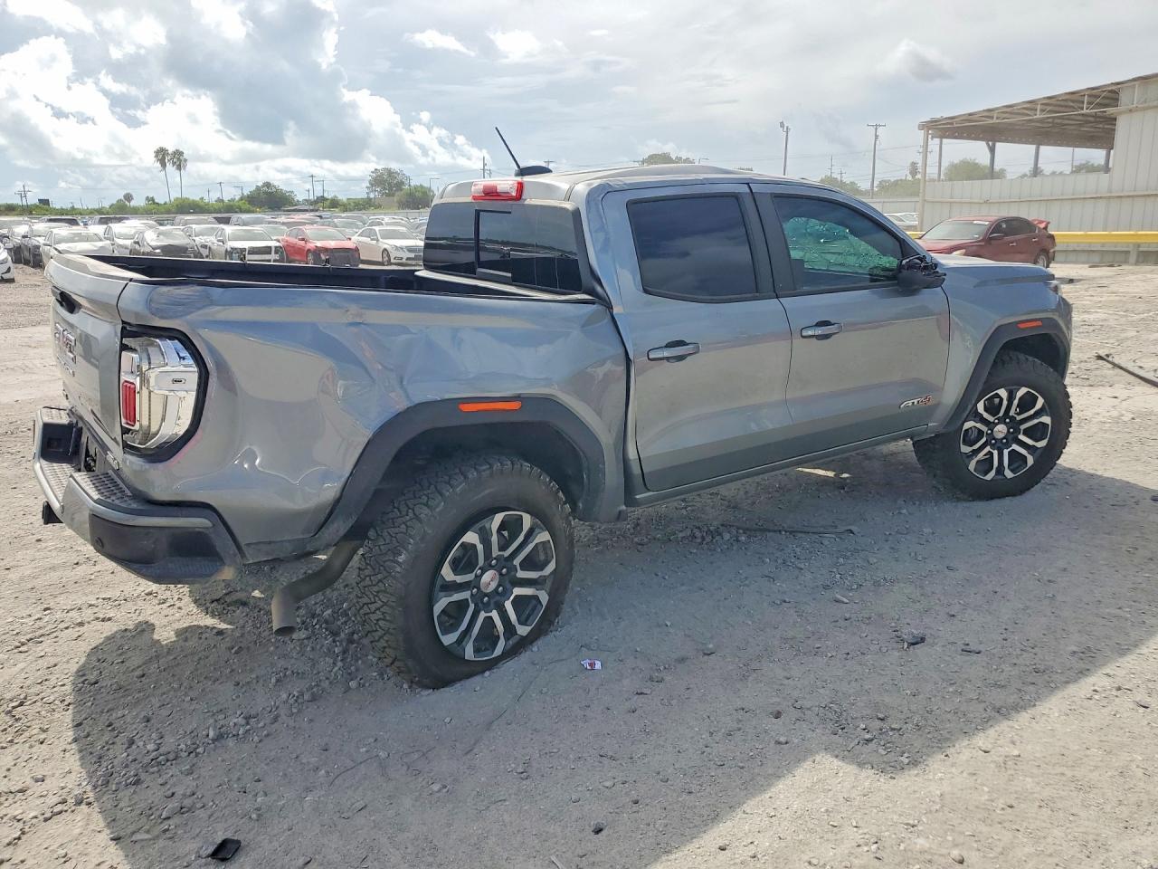 2024 GMC Canyon At4 - Image 3