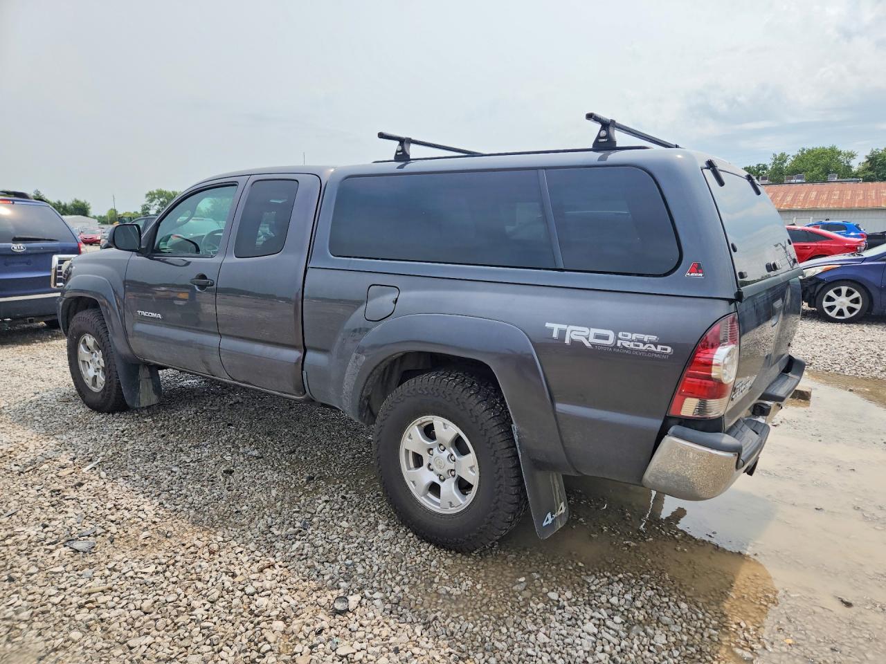 2013 Toyota Tacoma V6 - Фото 2