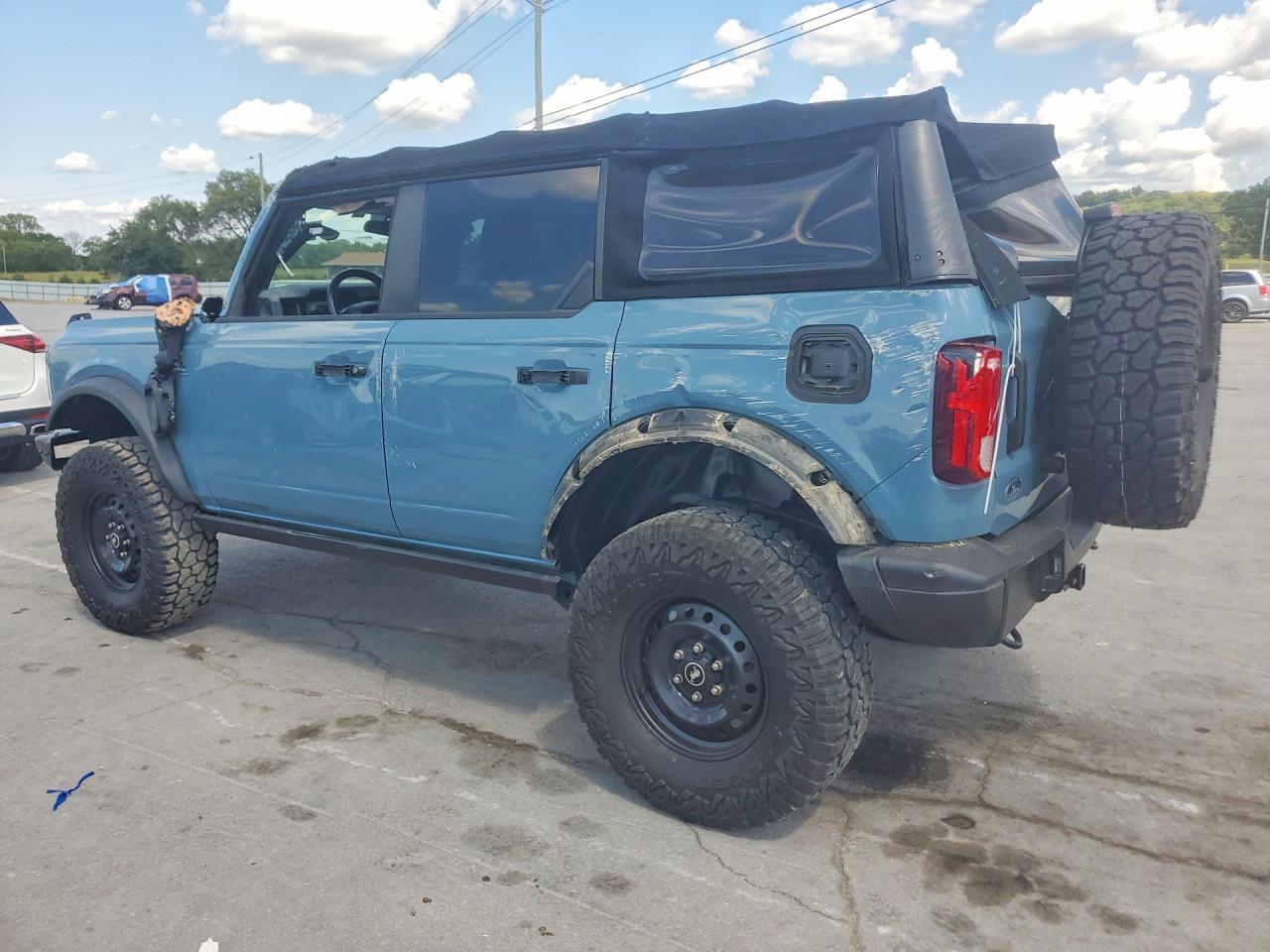 2021 Ford Bronco Base - Фото 2