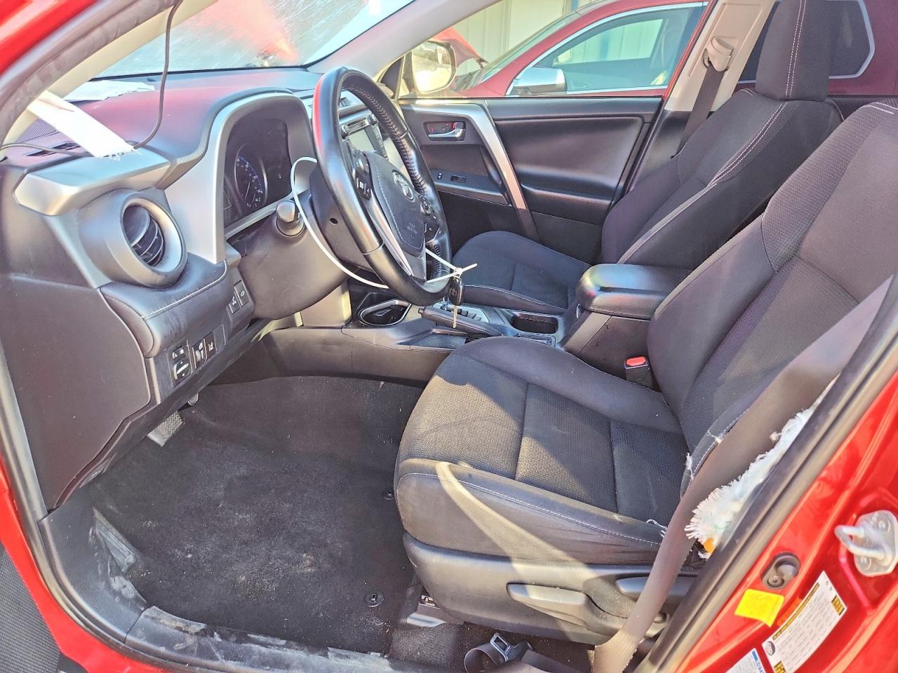 2017 Toyota Rav4 Xle - Image 7