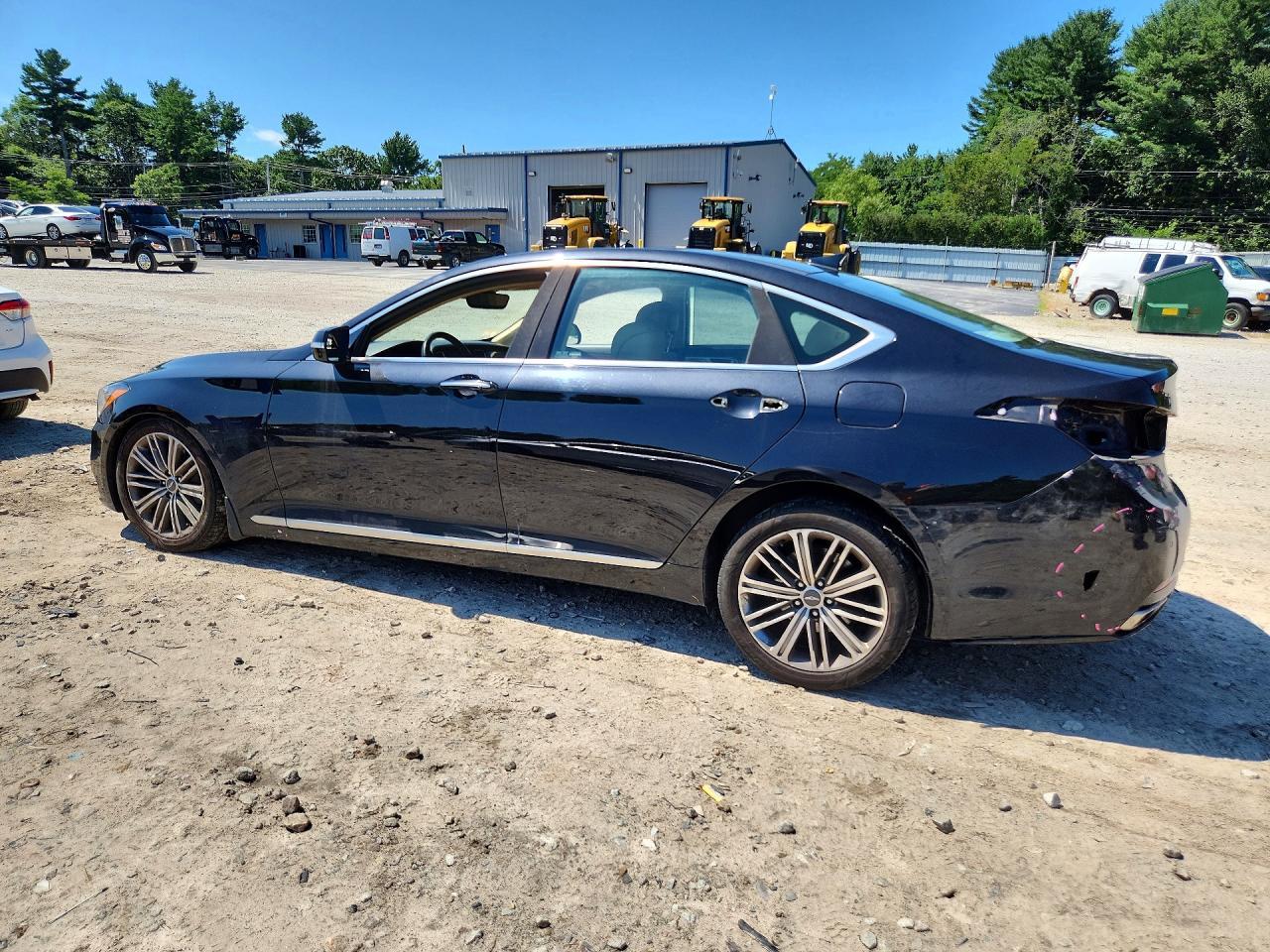 2018 Genesis G80 3.8 - Image 2