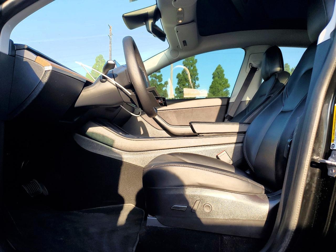 2021 Tesla Model Y - Image 7