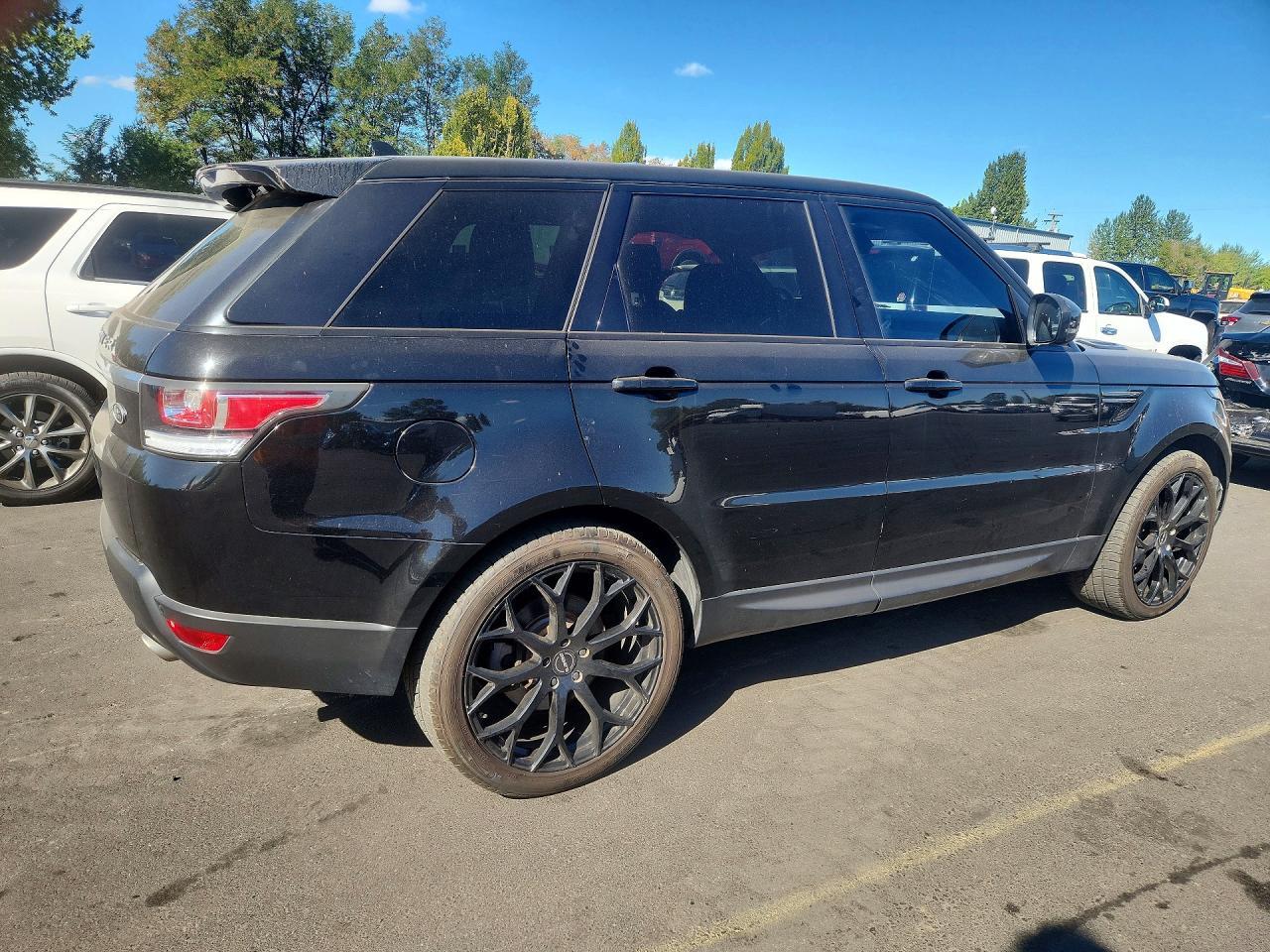 2015 Land Rover Range Rover Sport Se - Image 3