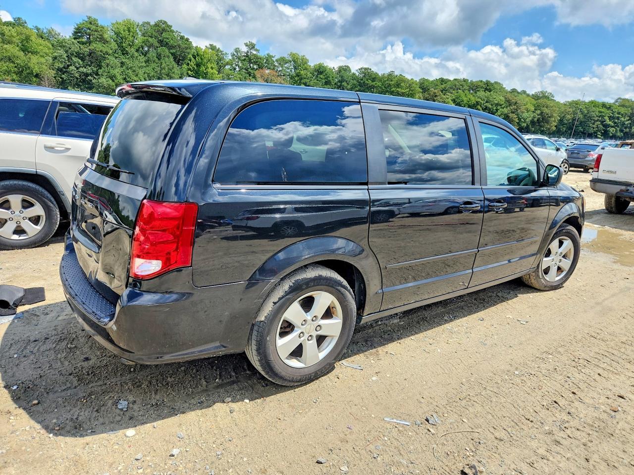 2013 Dodge Caravan - Фото 3