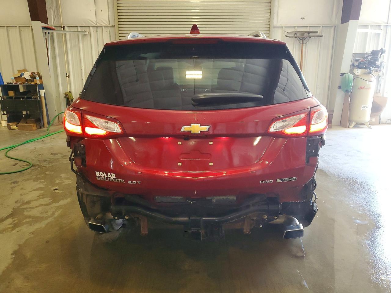 2018 Chevrolet Equinox Premier - Image 6