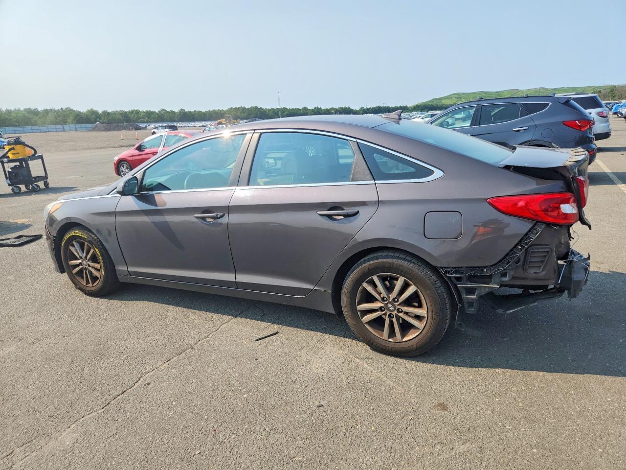 2016 Hyundai Sonata Se - Фото 2